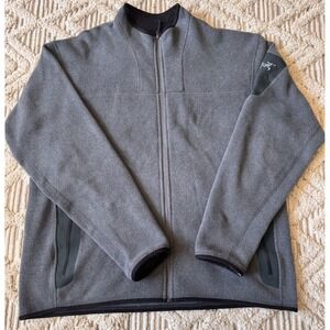 Arc'teryx Covert Cardigan Fleece Jacket  Gray Men Size XL EUC